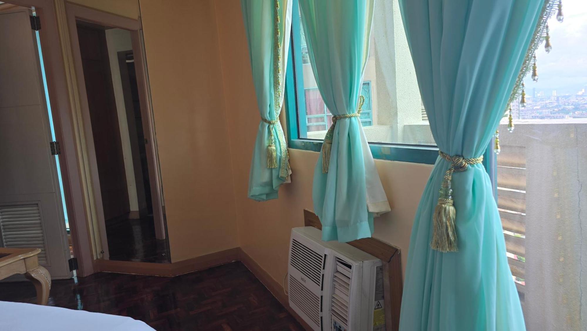 Manila Condotel 2 Bedroom Connected To Robinson Mall By Tripleview Condominium Bagian luar foto